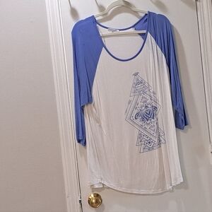 Blue and White Women's Graphic Top NWOT